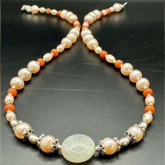 Beauty - Picture 2 of 7